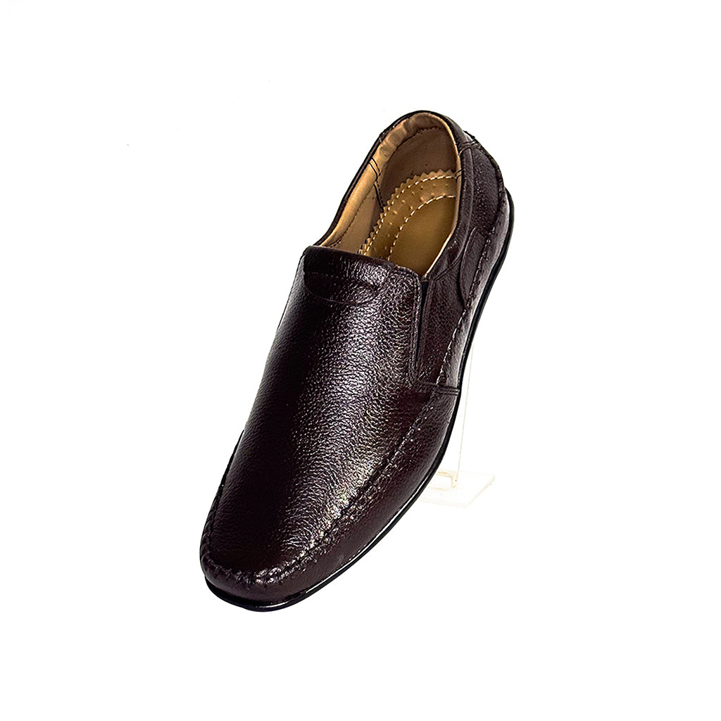 top view of enzo textured leather driving loafers highlighting the luxurious leather and sophisticated design