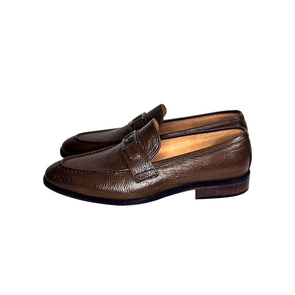 Ettore Pebbled Leather LV Loafers Side – LV Emblem Designer Shoes for Men Pakistan