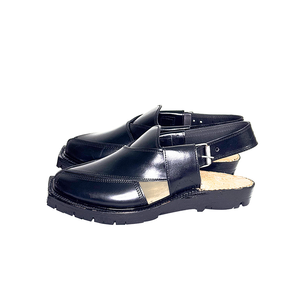 side view of khan premium peshawari leather sandals highlighting their elegant structure and meticulous craftsmanship